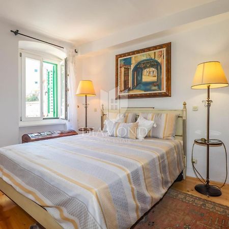 Villa Augusta Ferri Rovinj Exterior photo